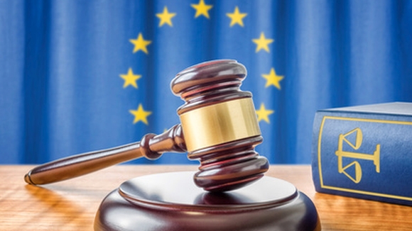 Richterhammer und Gesetzbuch – Europäische Union
